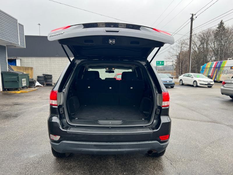 Jeep Grand Cherokee Laredo 4WD 2012