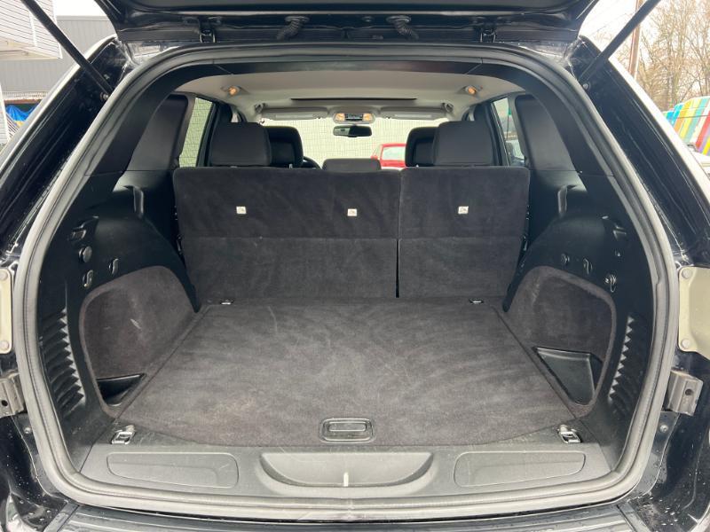 Jeep Grand Cherokee Laredo 4WD 2012