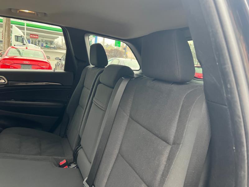 Jeep Grand Cherokee Laredo 4WD 2012