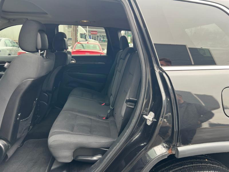 Jeep Grand Cherokee Laredo 4WD 2012