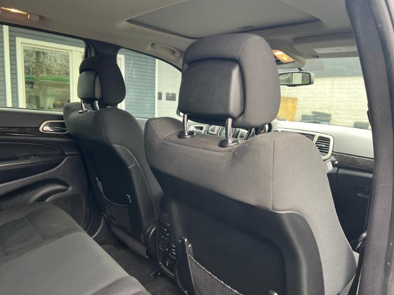 Jeep Grand Cherokee Laredo 4WD 2012