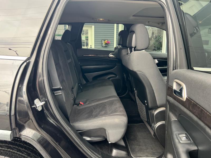 Jeep Grand Cherokee Laredo 4WD 2012