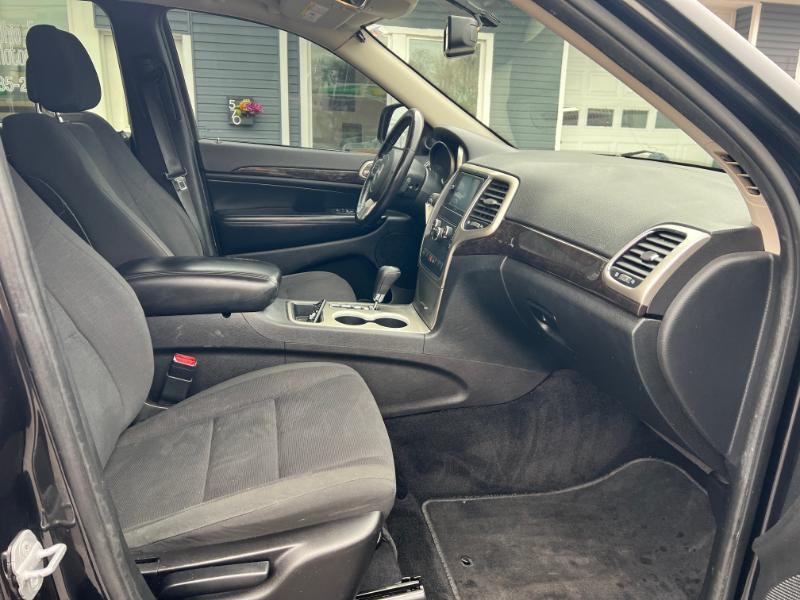 Jeep Grand Cherokee Laredo 4WD 2012