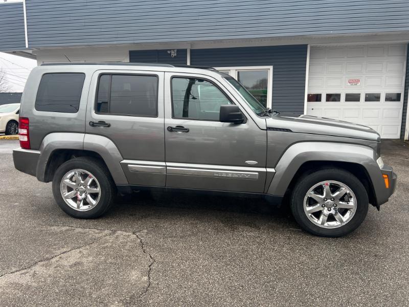 Jeep Liberty Sport 4WD 2012