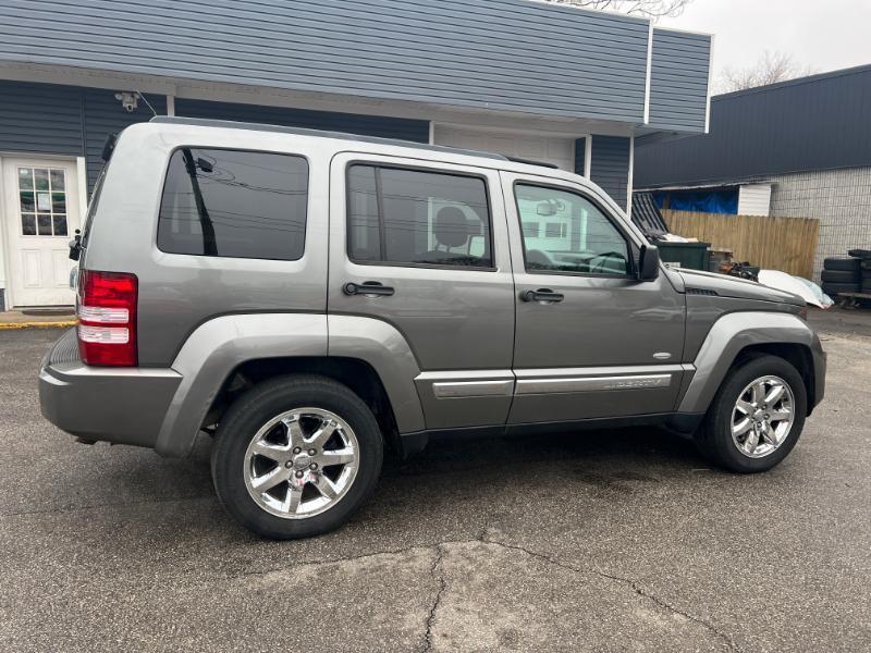 Jeep Liberty Sport 4WD 2012