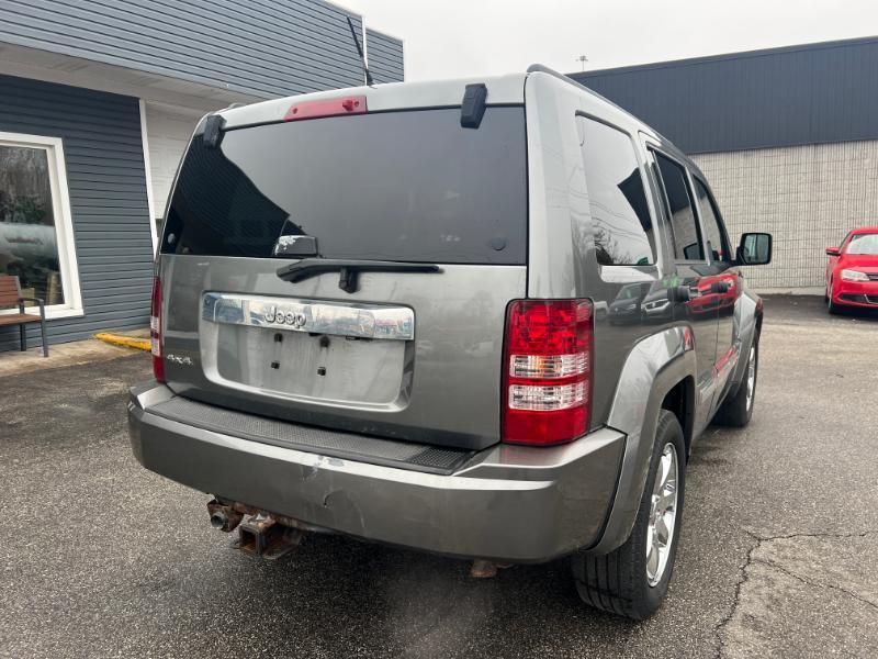 Jeep Liberty Sport 4WD 2012