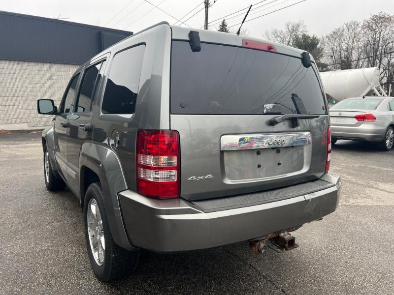 Jeep Liberty Sport 4WD 2012