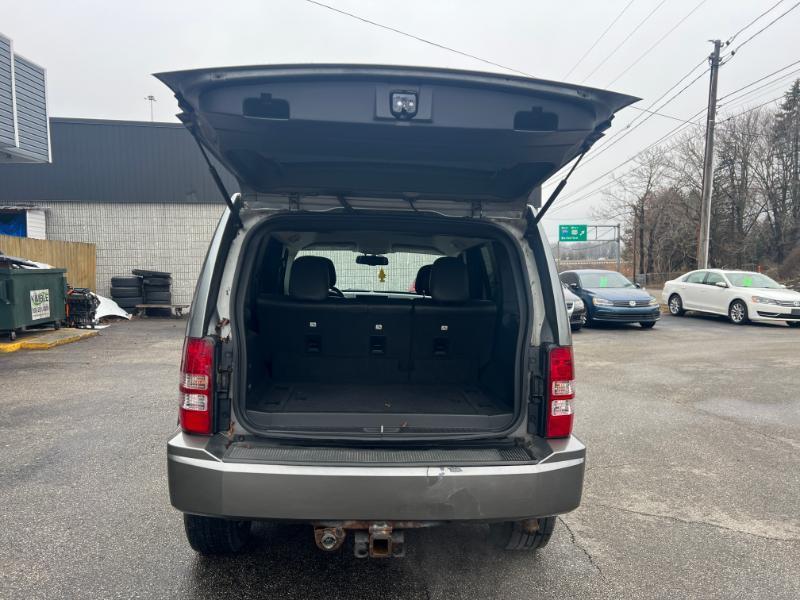 Jeep Liberty Sport 4WD 2012