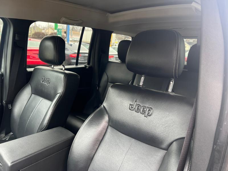 Jeep Liberty Sport 4WD 2012