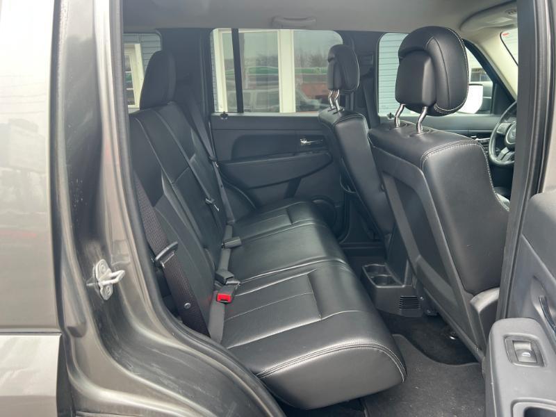 Jeep Liberty Sport 4WD 2012