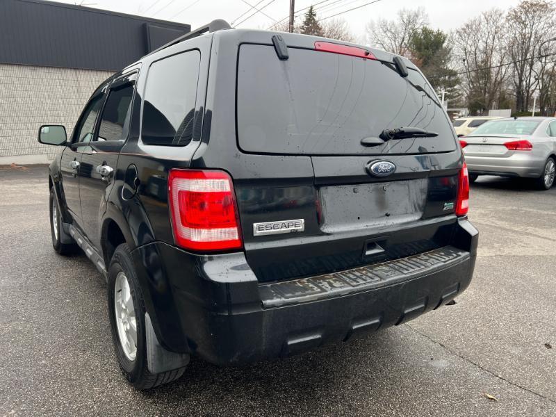 Ford Escape XLT 4WD 2011