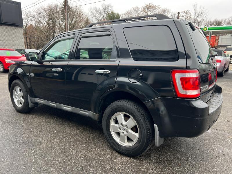 Ford Escape XLT 4WD 2011
