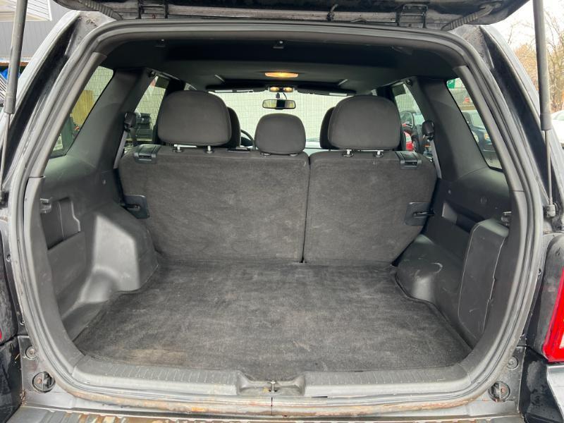 Ford Escape XLT 4WD 2011