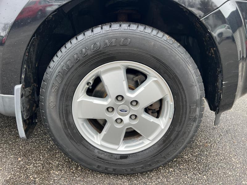 Ford Escape XLT 4WD 2011