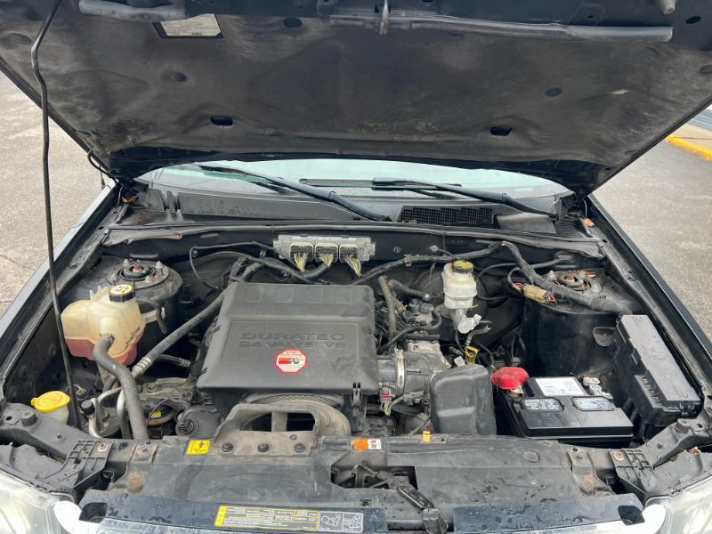 Ford Escape XLT 4WD 2011