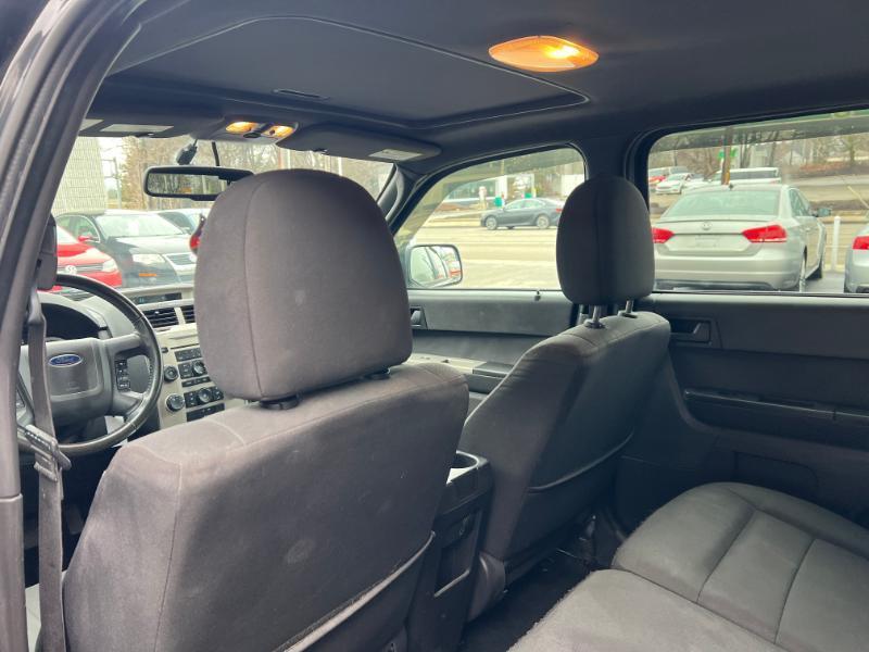 Ford Escape XLT 4WD 2011