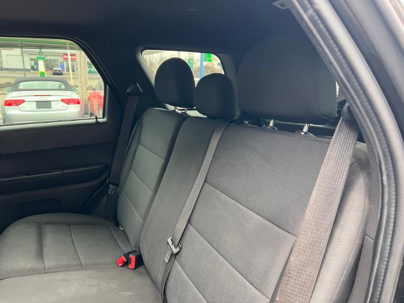 Ford Escape XLT 4WD 2011