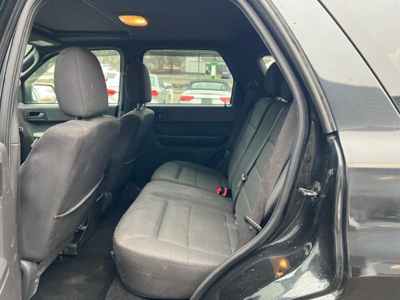 Ford Escape XLT 4WD 2011