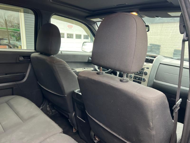 Ford Escape XLT 4WD 2011