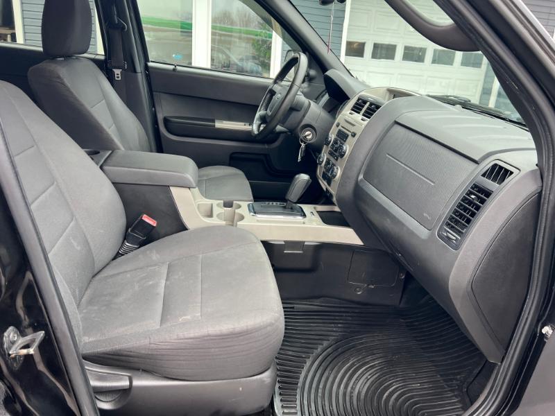 Ford Escape XLT 4WD 2011