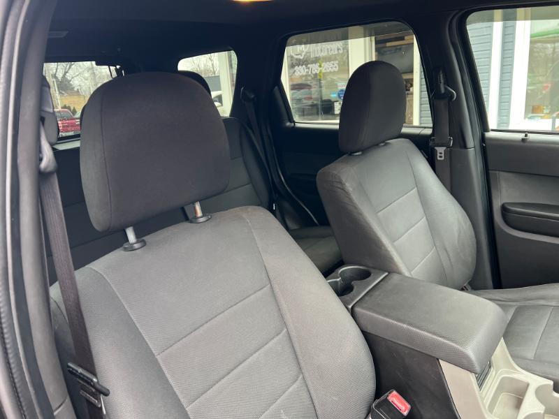 Ford Escape XLT 4WD 2011