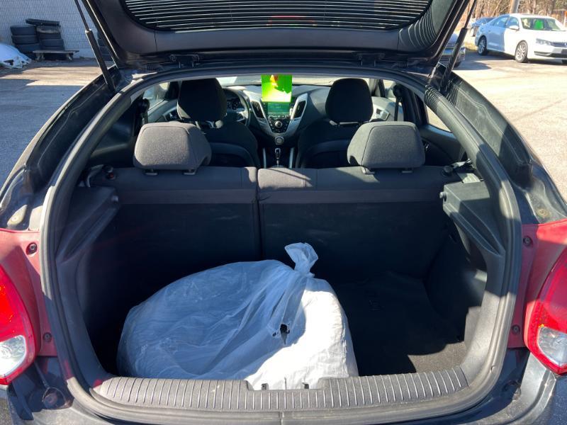 Hyundai Veloster Base 2013