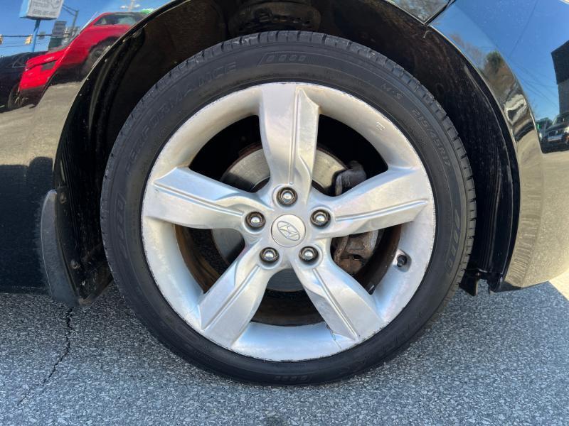 Hyundai Veloster Base 2013