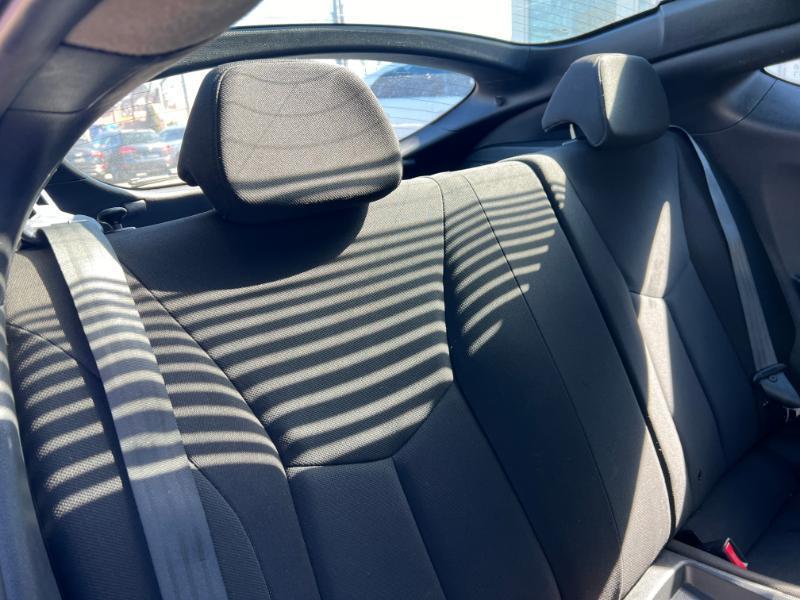 Hyundai Veloster Base 2013