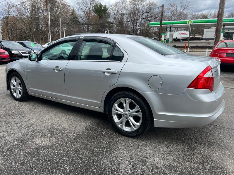 Ford Fusion SE 2012