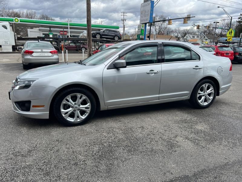 Ford Fusion SE 2012