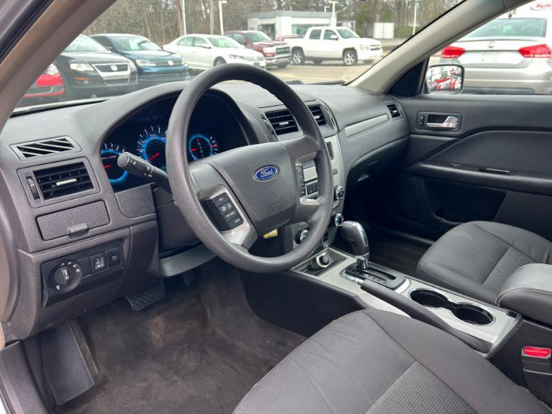 Ford Fusion SE 2012
