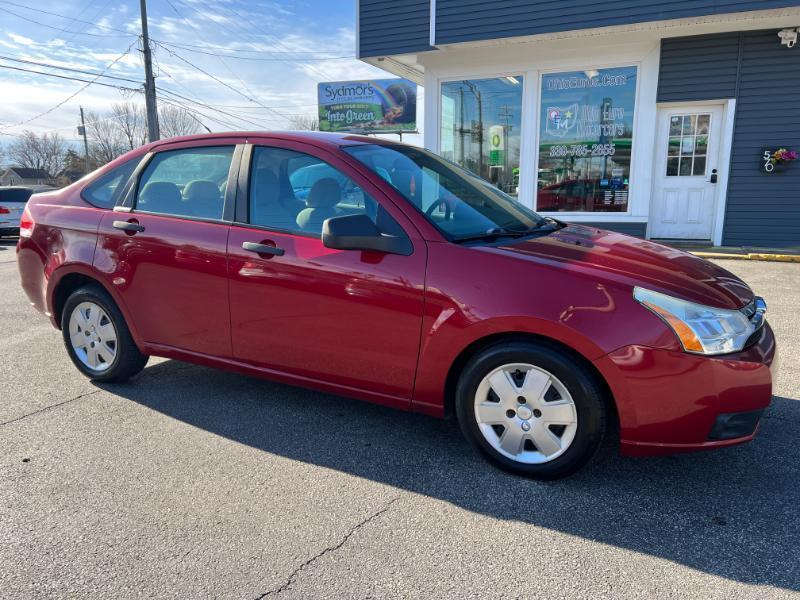 Ford Focus S Sedan 2010