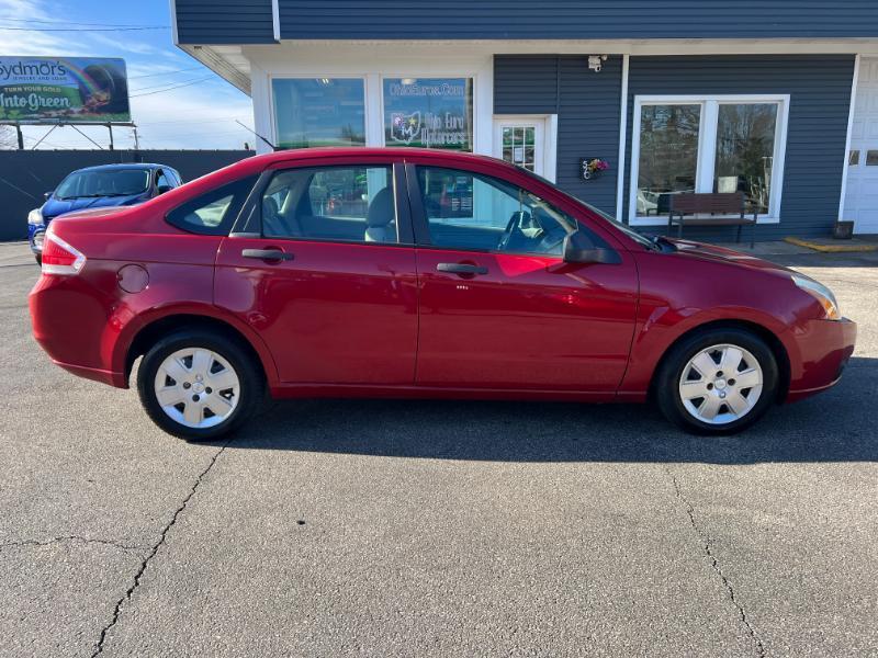 Ford Focus S Sedan 2010