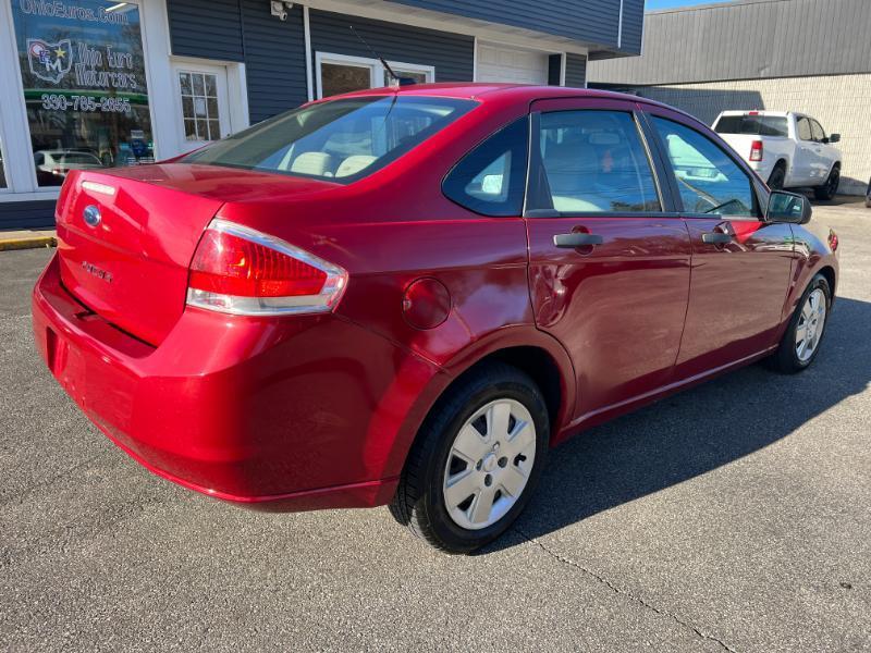 Ford Focus S Sedan 2010