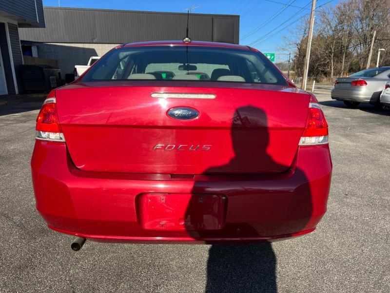 Ford Focus S Sedan 2010