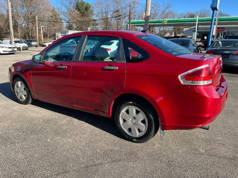 Ford Focus S Sedan 2010