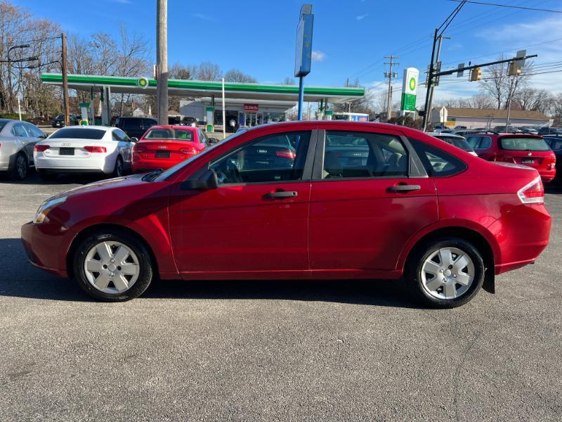 Ford Focus S Sedan 2010