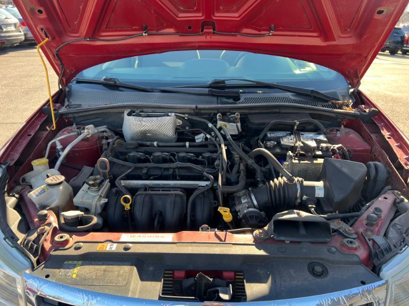 Ford Focus S Sedan 2010