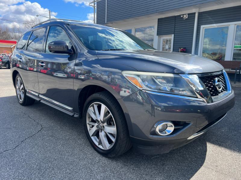 Nissan Pathfinder SV 4WD 2013