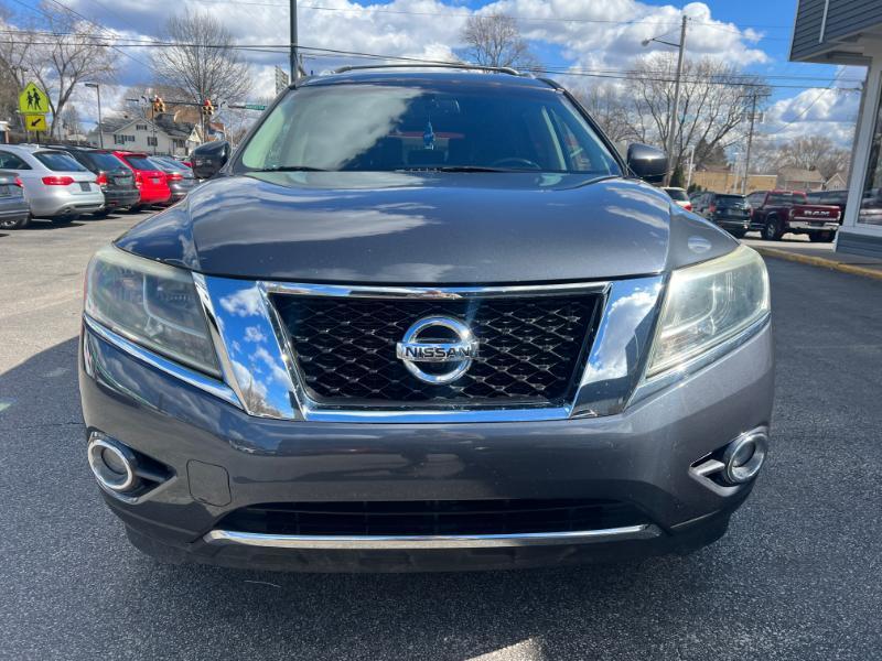Nissan Pathfinder SV 4WD 2013
