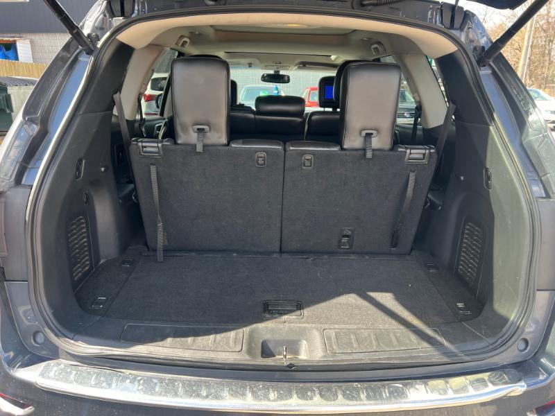 Nissan Pathfinder SV 4WD 2013