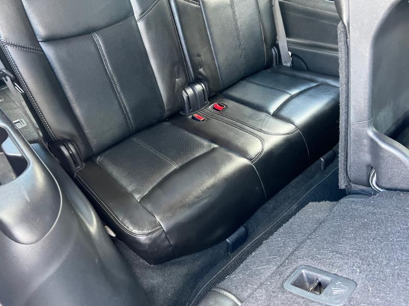 Nissan Pathfinder SV 4WD 2013