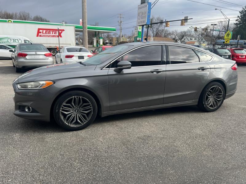 Ford Fusion SE 2013