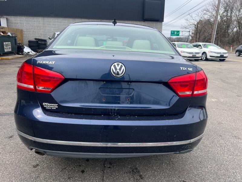 Volkswagen Passat 2.0L TDI SEL2 2012