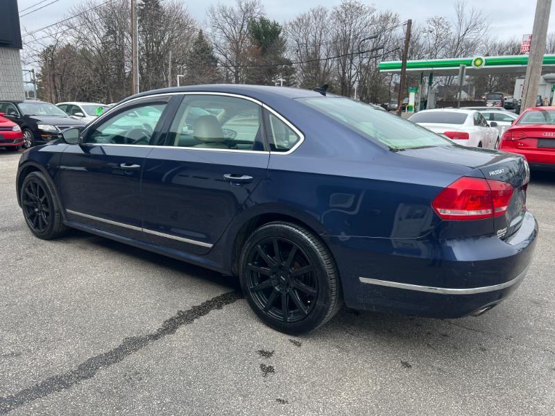 Volkswagen Passat 2.0L TDI SEL2 2012