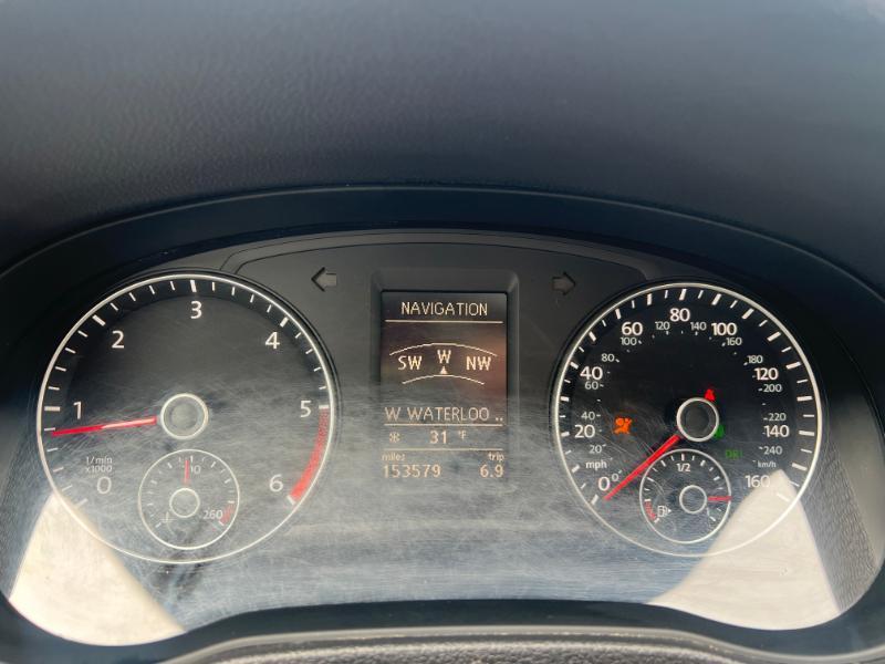 Volkswagen Passat 2.0L TDI SEL2 2012