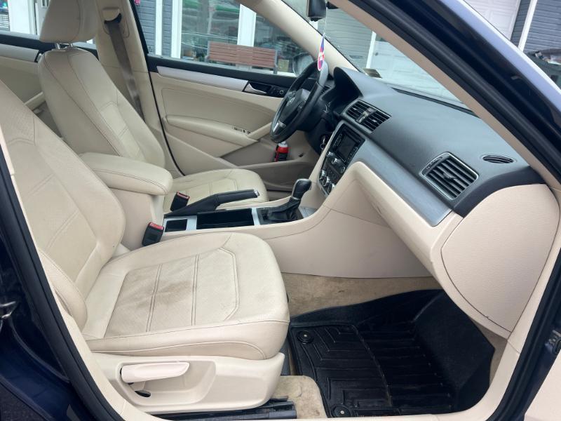 Volkswagen Passat 2.0L TDI SEL2 2012