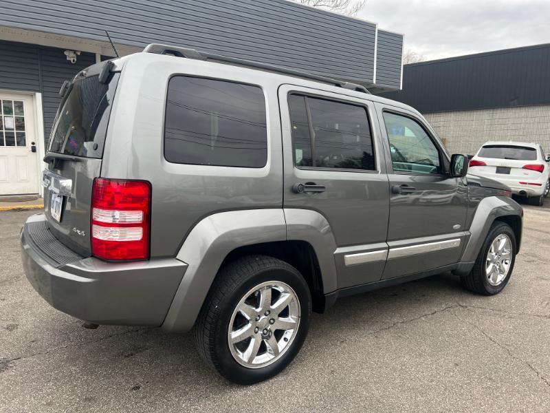 Jeep Liberty Sport 4WD 2012