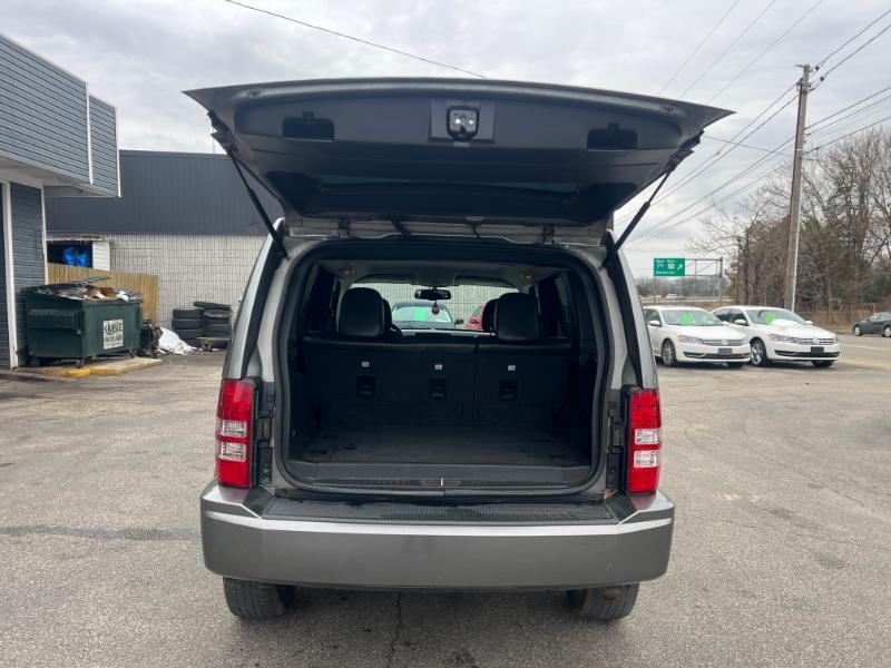 Jeep Liberty Sport 4WD 2012