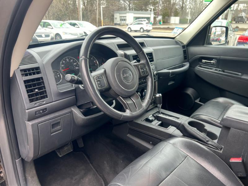 Jeep Liberty Sport 4WD 2012